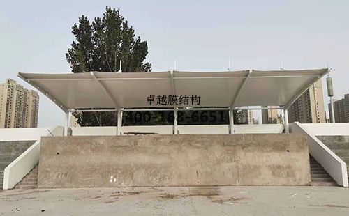 鄭州市天府路中學膜結構看臺/頂棚工程動態