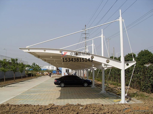<font color='red'>膜結構車棚</font>的骨架要怎么保養？